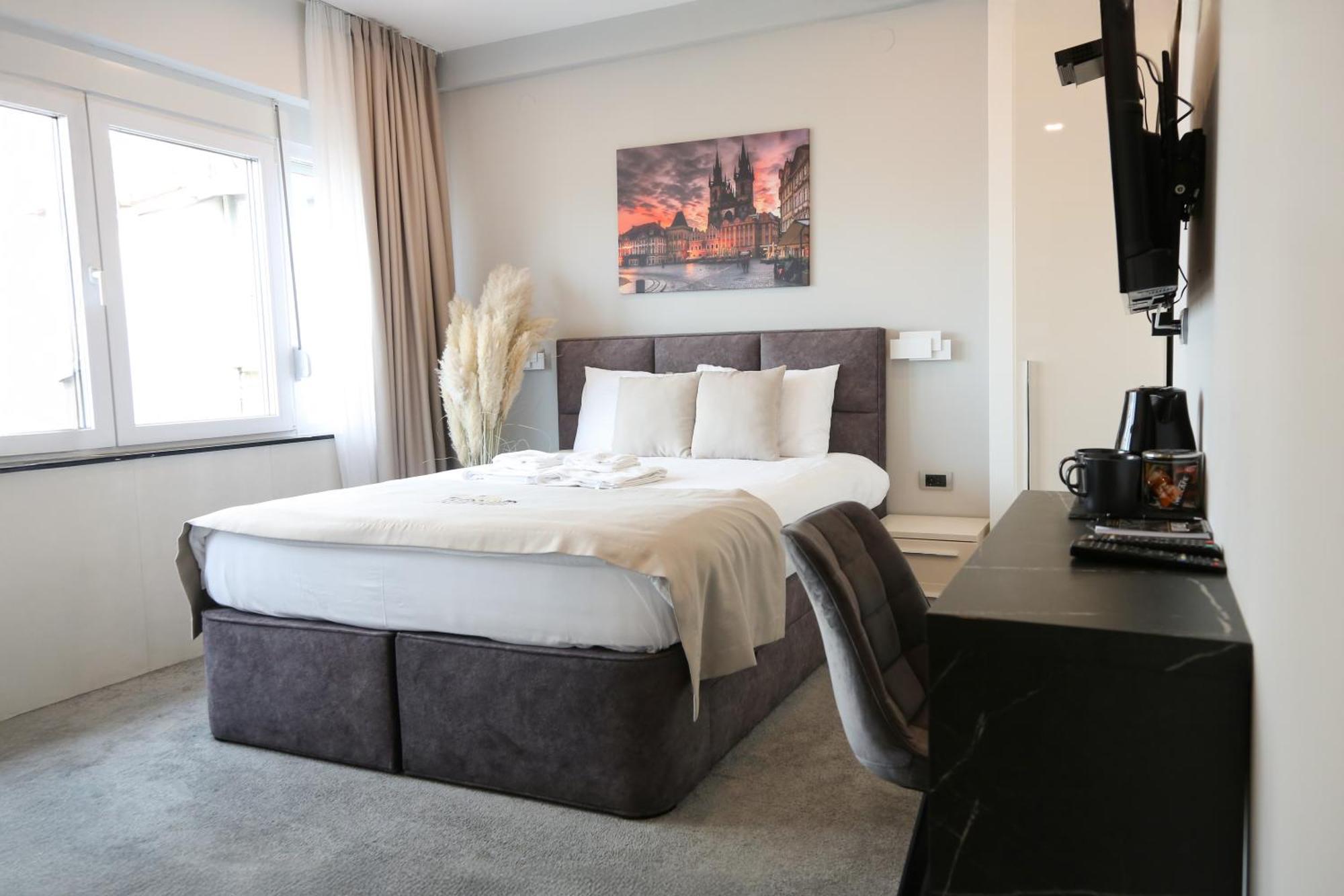 Templum Apartments - Slavija Square Belgrado Exterior foto