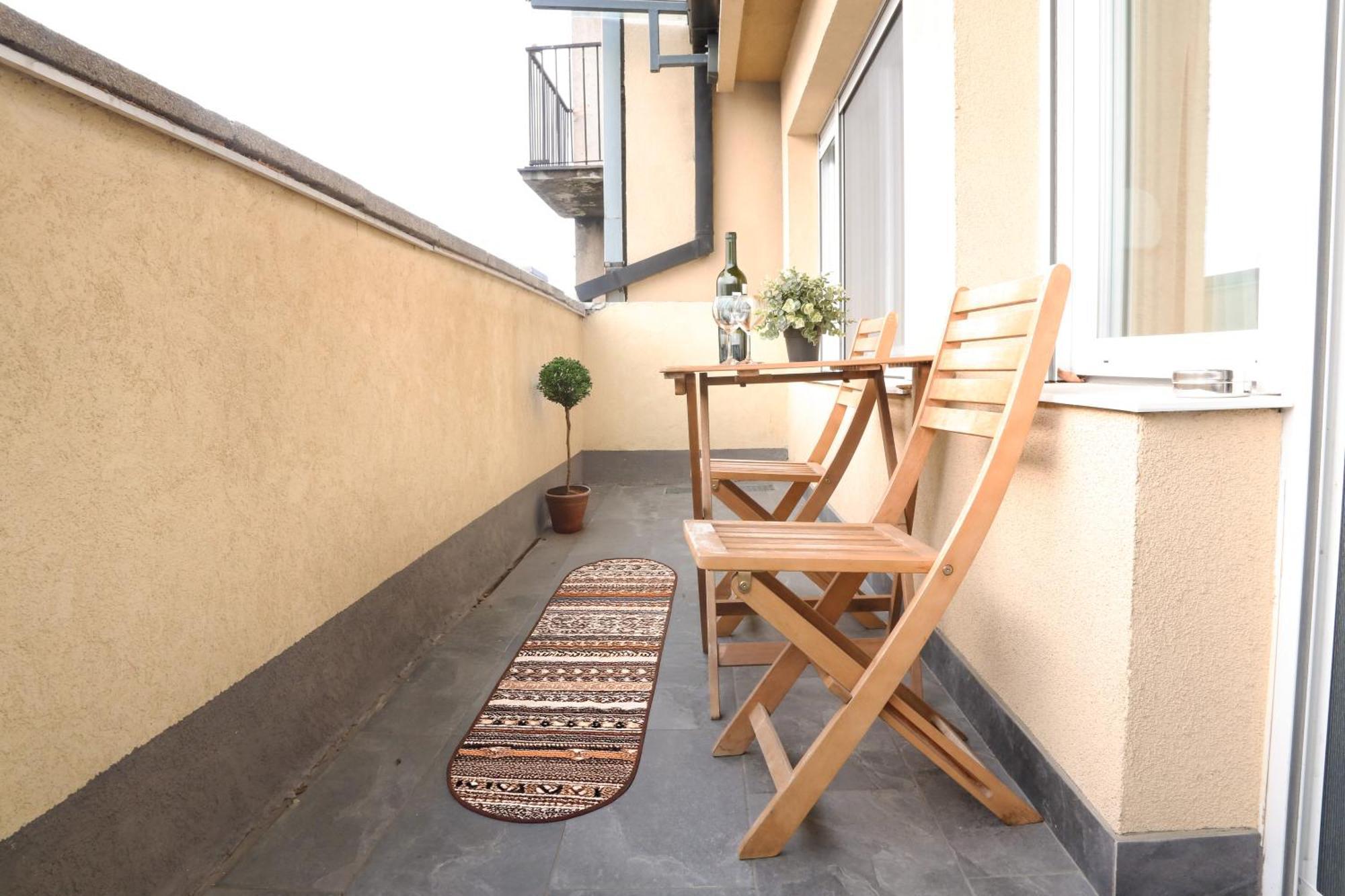 Templum Apartments - Slavija Square Belgrado Exterior foto